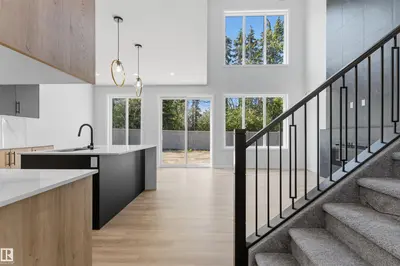 Interior photo 3 of 1721 Crossbill LO NW