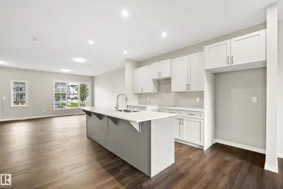 Interior photo 3 of 1222 MCLEOD AV