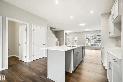 Interior photo 4 of 1222 MCLEOD AV