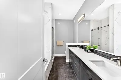 Interior photo 4 of 1781 MELROSE CR SW
