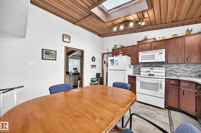 Interior photo 2 of 13804 87 ST NW