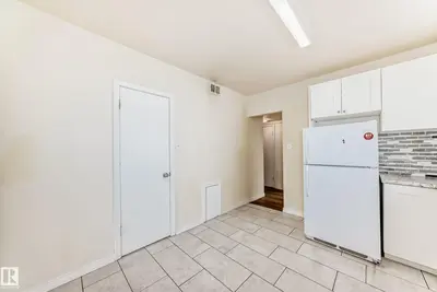 Interior photo 4 of 11716 124 ST NW