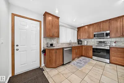 Interior photo 3 of 11708 138 AV NW NW