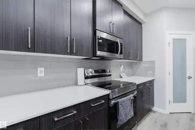 Interior photo 2 of 343 EDGEMONT DR NW