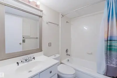 Interior photo 3 of #904 10883 SASKATCHEWAN DR NW