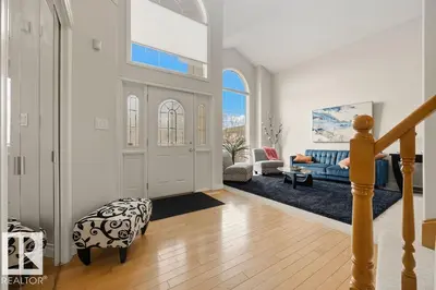 Interior photo 4 of 11551 14 AV NW