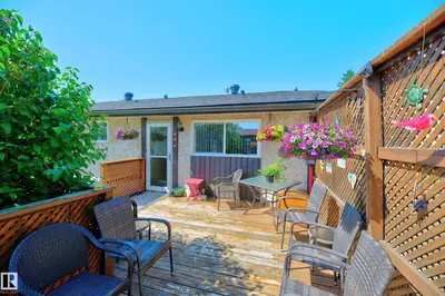 Interior photo 4 of 3104 138 AV NW