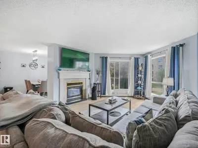 Interior photo 2 of #212 15499 CASTLE DOWNS RD NW