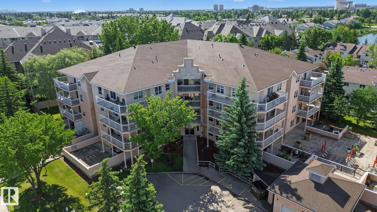 #105 17511 98A AV NW, Edmonton - 2 bedroom Apartment for sale
