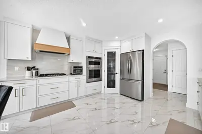 Interior photo 3 of 8509 SLOANE CR NW