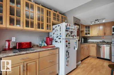 Interior photo 3 of 540 WILLOW CT NW
