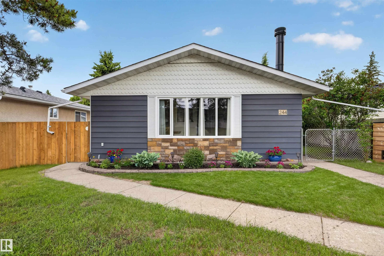 244 Knottwood RD N NW, Edmonton - 3 bedroom Detached Single Family for sale