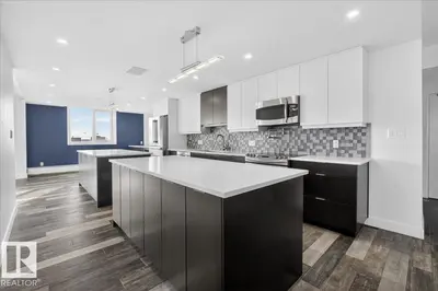 Interior photo 2 of #1806 9835 113 ST NW