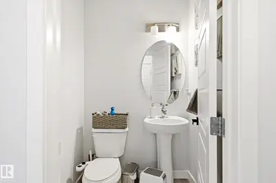 Interior photo 4 of 3415 ERLANGER BN NW