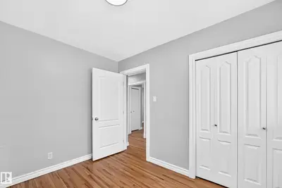 Interior photo 4 of 7307 76 ST NW