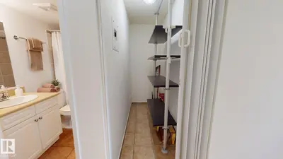 Interior photo 2 of 