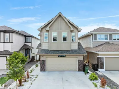 Interior photo 1 of 4615 175 AV NW