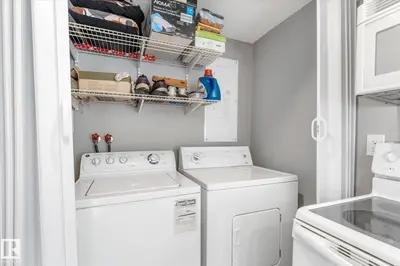 Interior photo 3 of 176 305 Calahoo Road