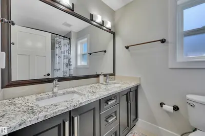 Interior photo 3 of 6102 60 ST
