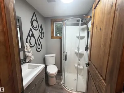 Interior photo 4 of 52220 HGHWAY 770