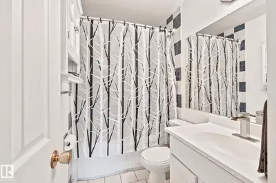 Interior photo 4 of 14820 75A ST NW