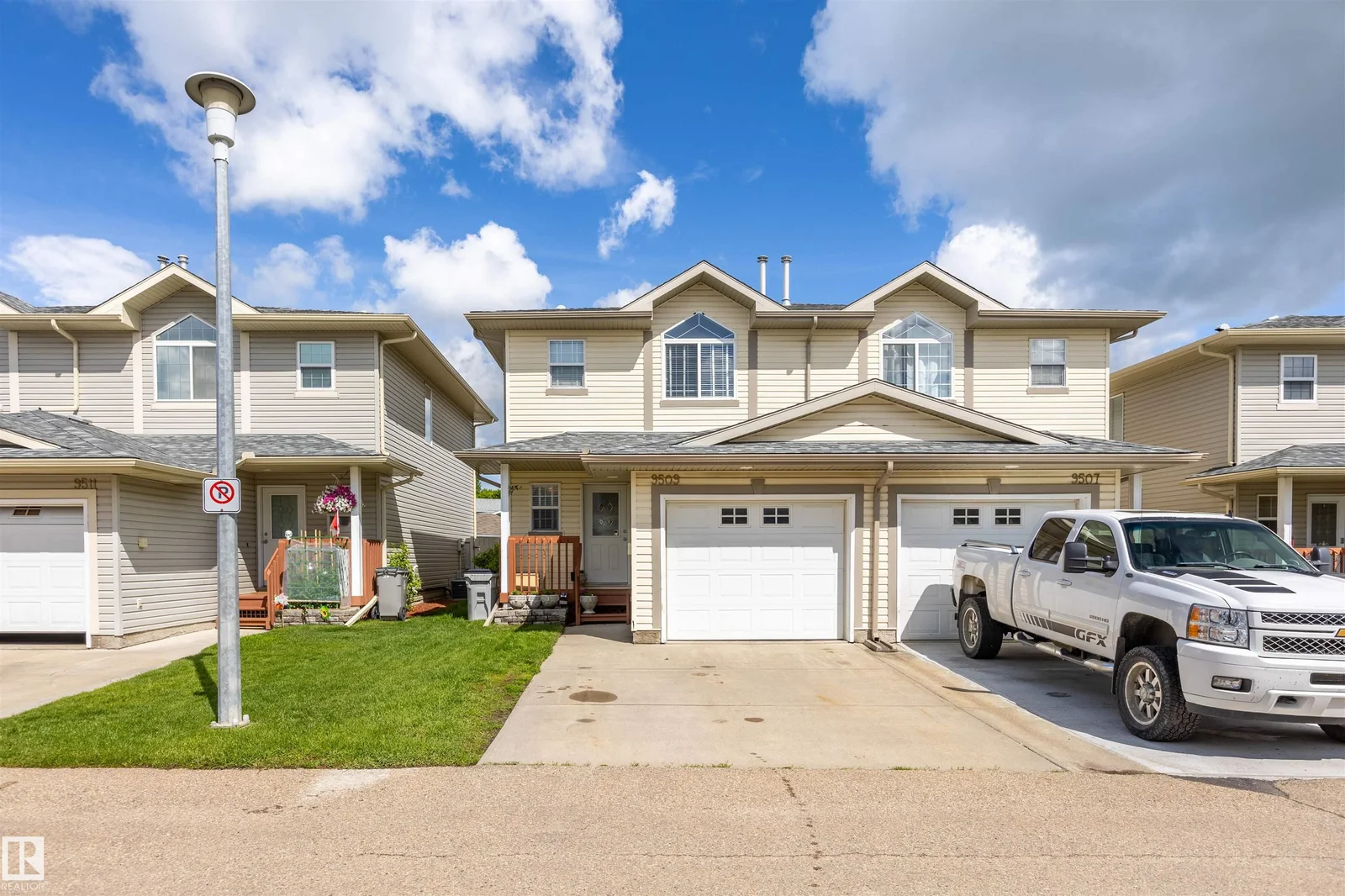 9509 99 ST, Morinville - 3 bedroom Townhouse for sale