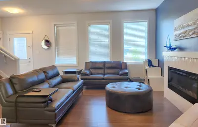Interior photo 4 of 4707 36 ST