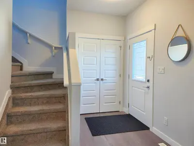 Interior photo 3 of 4707 36 ST