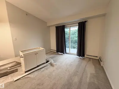 Interior photo 2 of #515 11325 83 ST NW NW