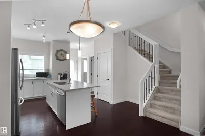 Interior photo 3 of 181 HAWKS RIDGE BV NW