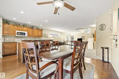 Interior photo 4 of 84 RIDGEHAVEN CR