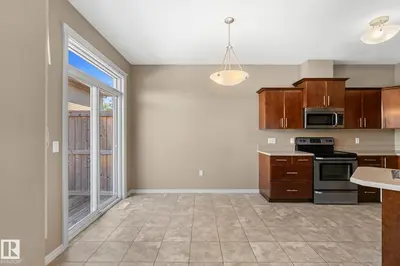 Interior photo 3 of #412 41 SUMMERWOOD BV