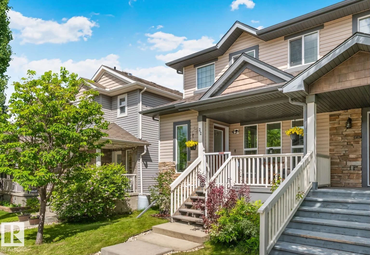 22 VIVIAN WY, Spruce Grove - 4 bedroom Duplex for sale