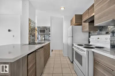 Interior photo 4 of #205 11307 99 AV NW