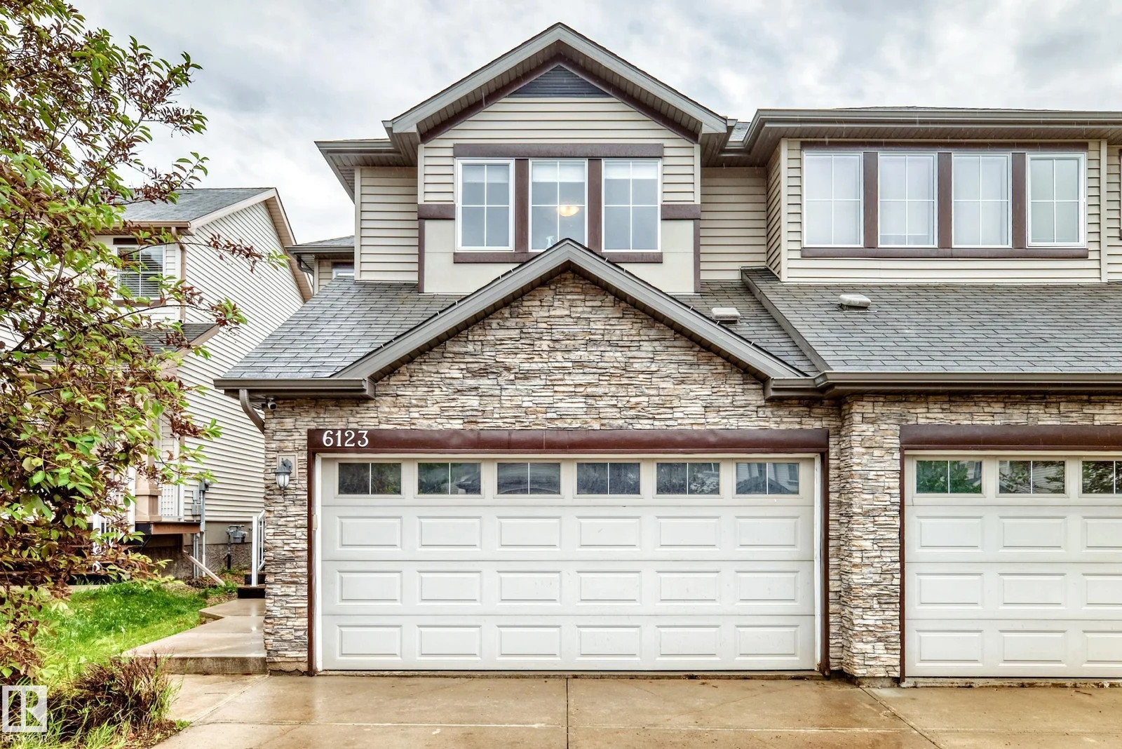 6123 13 AV SW, Edmonton - 3 bedroom Duplex for sale