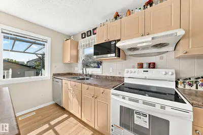 Interior photo 3 of 17408 87 ST NW