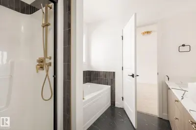 Interior photo 3 of 121 Cuddie DR