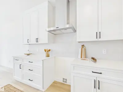Interior photo 2 of 223 RAVINE DR