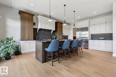 Interior photo 1 of 4812 KNIGHT CR SW