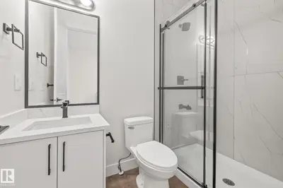 Interior photo 4 of 132 EDGEWATER CI