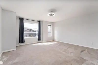 Interior photo 3 of 6484 KING WD SW