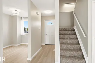 Interior photo 2 of 186 CORNELL CT NW