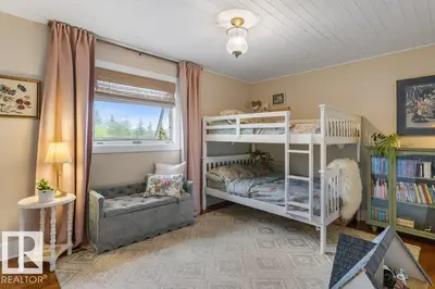Interior photo 2 of 57515 RGE ROAD 254