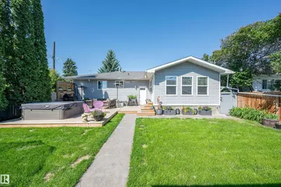 Interior photo 4 of 9015 148 ST NW
