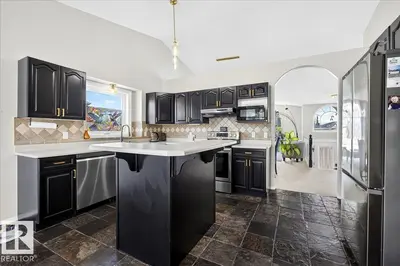 Interior photo 4 of 7936 165 AV NW