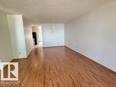 Interior photo 2 of 241 OEMING RD NW