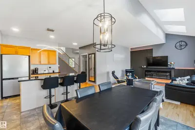 Interior photo 2 of 3061 SPENCE WD SW