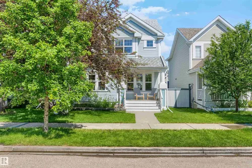 7824 14 AV SW, Edmonton - $489,900