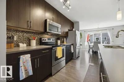 Interior photo 2 of 3426 CUTLER CR SW