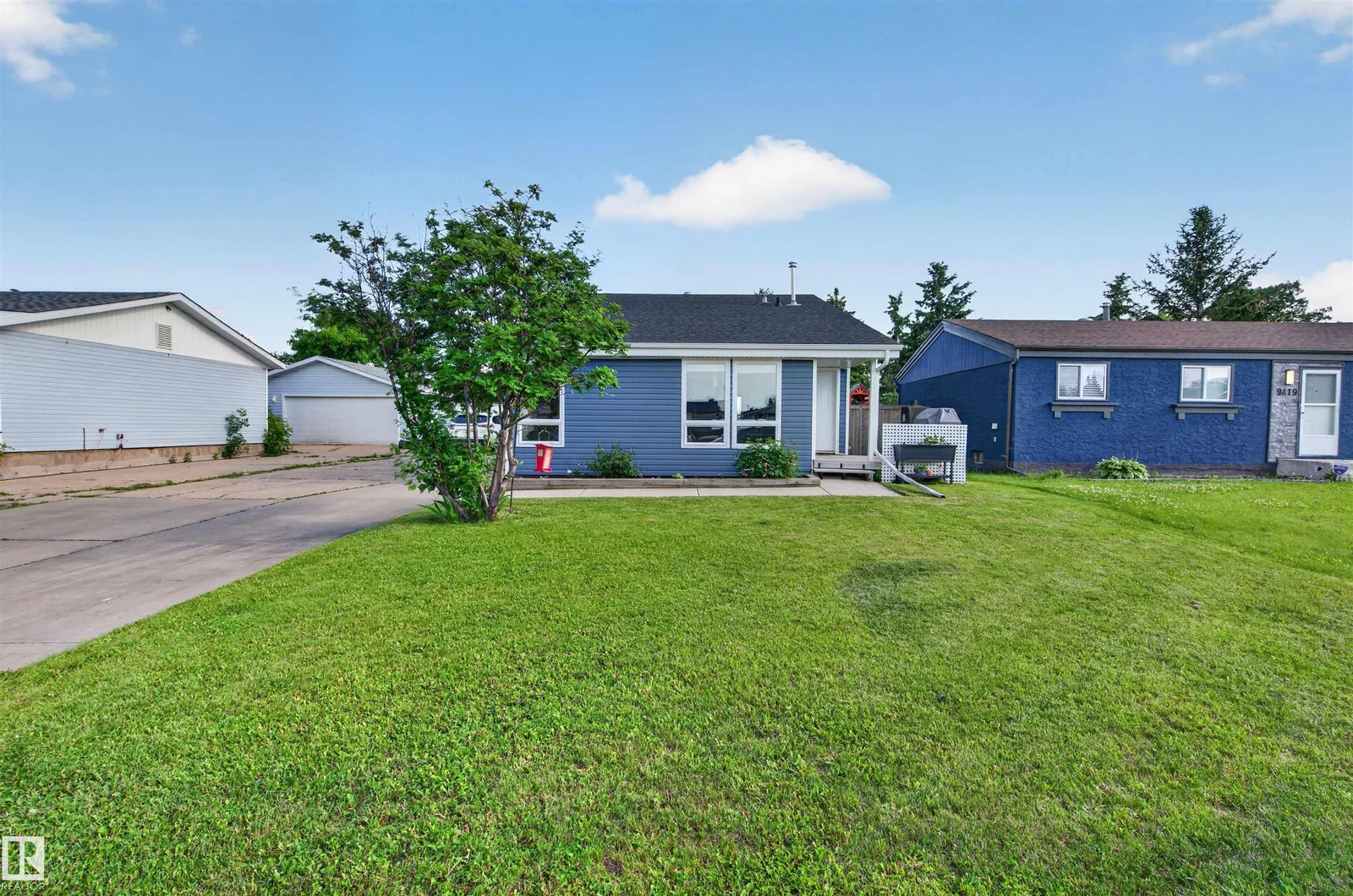 9417 98 AV, Morinville - 3 bedroom Detached Single Family for sale